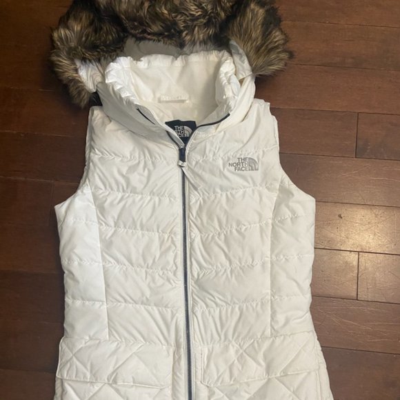 The North Face White Vest! - Picture 1 of 3